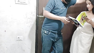 Cute school girl ko paise dekar jabar dasti pela