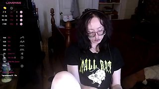 Brunette Solo Webcam Masturbation