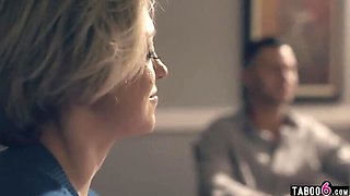 Hot StepMom Dee Williams Joins Group Sex With Teens - Blonde & Redhead Foursome Taboo Fun