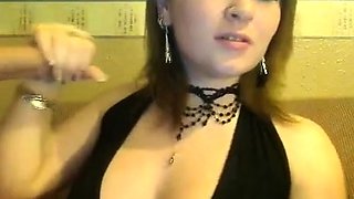Smoking Hot Girl Gives a Blowjob on Webcam