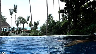 Sexy brunette teen outdoor masturbation