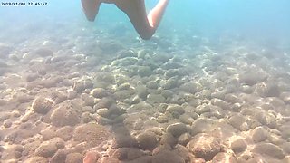 Underwater Masturbation Exhibitionist Girlfriend