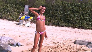 SMALL TIT BRUNETTE TATTOOED TEEN GIRLFRIEND CAUGHT IN SHOWER