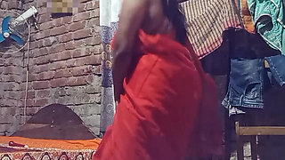 Hot Bhojpuri Strip Dance in Saree Desi Girl Slow Seduction