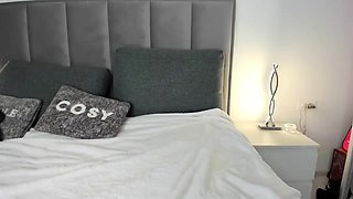 busty ema Big Live Show Fuck Machine