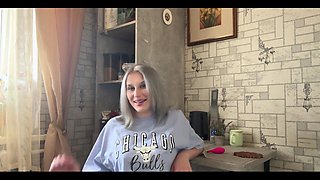Busty Babe Masturbating