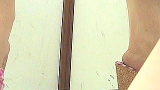 Amateur MILF Sara Bathroom Spy cam