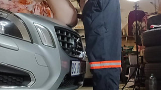 My Car Broke Down and Had a Horny Mechanic Helping Me to Fix the Car