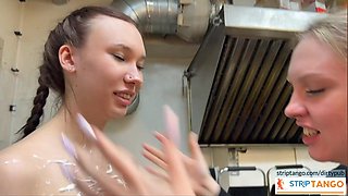 Raunchy Chicks Lesbian Webcam Show