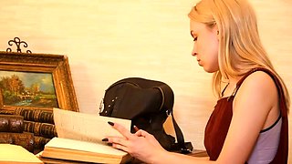 ClubSweethearts Lolly Bomb And Lisa Nixon Lesbian