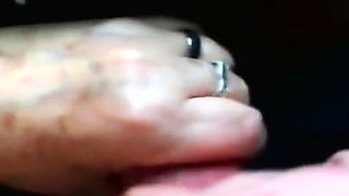 Old Lady Gives Amateur Blowjob