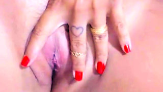 HOT BEACH GIRL TOOK IT ALL OFF