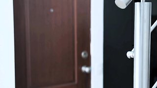 REAL ORGASM!! Delicious scissoring with my roommate