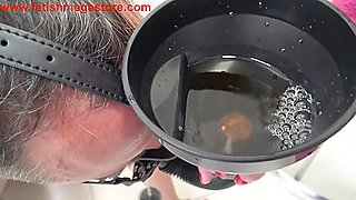 Strapon And Pee