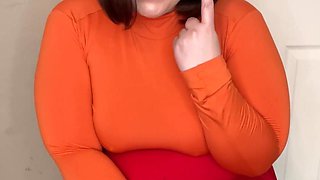 Hot Velma Cosplay