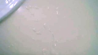 Hand Fucking Fun, Closeup, Amateur Style!