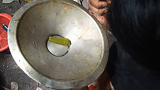Desi Bhabhi Cooking Turned Into a Hot Surprise!