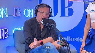 Little kinky Colombian Mayraoficial cums on the Sybian machine - Juan Bustos Podcast