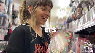 Exploring Tokyo's Crazy Sex Shops! Toy tryout!!