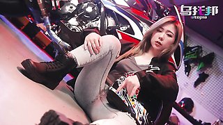 Watch cute fiancée's scene