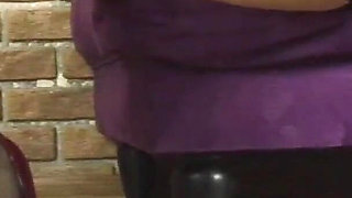 MILF in Stockingsdoes Footjob and I Gets Cumshoot on Her Feet