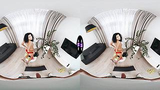 Mini Mitzi Confronts Cheating Boyfriend With Sexy Moves - TmwVRnet
