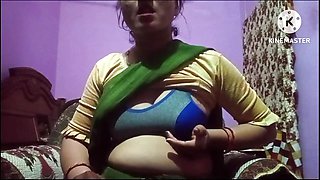 Indian stepmom huge milk in boobs