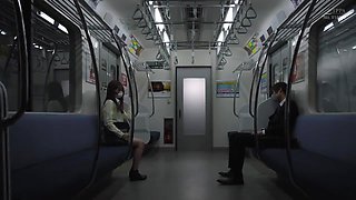 Moon-003 最終接吻電車 誰もいない2人きりの車内て美少女と何度もキスキスキス 松本いちか