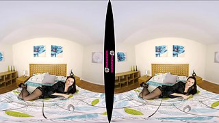 Handy Wanker - Petite Small Tits Nylons - Sexlikereal