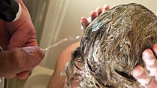 Pee on My Head When I Washed My Hair Plus Blowjob When I Pee