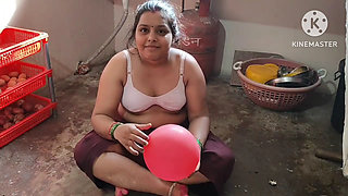 Indian Desi bhabhi fuking neighbour boy's