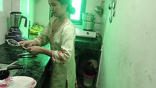 Desi Maid Sucked Dick in Kitchen