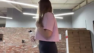 My trainer fucking me in the gym