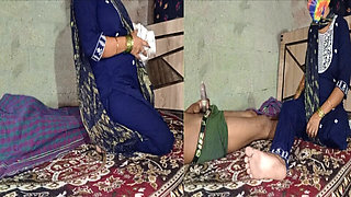 sexy Indian maid sucks cock in all Hindi audio Amrita bhabhi.