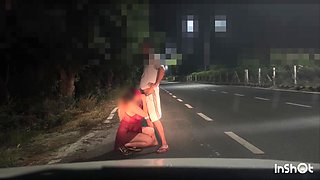 Hot Bhabhi Fucking Stranger on Road