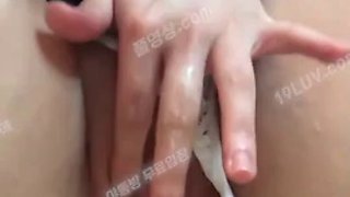 4998 hayang OnlyFans OnlyFans Hayangs watery pussy is soggy because its being pierced with a dildo 2 Tele USB74