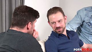 DP Gangbang Stretches Out Pink Pussy Blondes Vinna Reed & Lucky Bee GP2254
