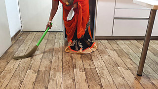 Sexy maid of the house left the bai by two boys