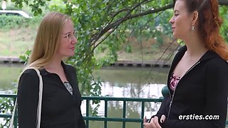 Blind Date Becomes A Hot Lesbian Number With A Wet Climax