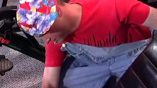 Lola Has The Work Fuck Her In Pops Gym