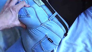 The Housewife decided to have fun and passionately Sucked her neighbors: Porn
