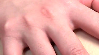He Creampied Her, and Then After the Meal, She Happily Sucked His Super Fake