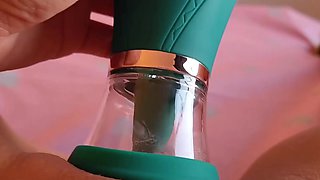 A nice juicy vagina is pleased with a special vacuum masturbator
