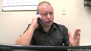 Spa Fuck With Levi Cash, Isis Love - Brazzers