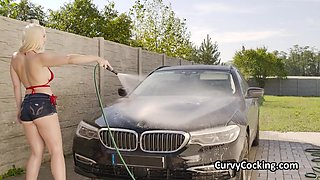Titty having intercourse big tit car cleaning girlfriend