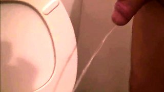 Blowjob while peeing on the toilet Hally Thomas