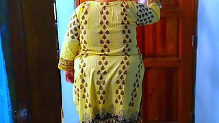 Hot Bhabhi Gets Rough Anal Fucked By Husband When she was clean Room!