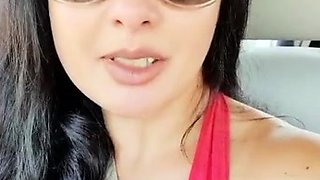 Masturbation close up Tamara big clit