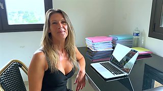 La Poutre is rewarded by his boss - Jacquie et Michel TV