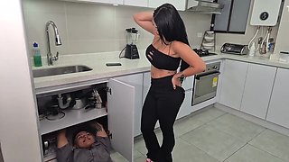 Verified Amateurs - Big-ass Colombian Girl Contacts Me To Fix Her Plumbing, Ends Up Riding My Cock - Jacob Newman